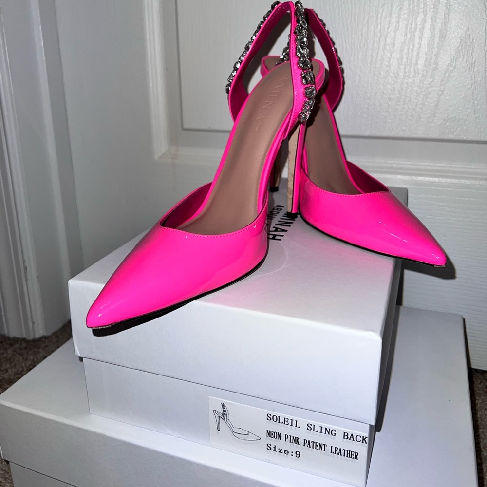 AMINAH ABDUL JILLIL Barbie Pink ELECTRIFYING Slingback - Picture 6 of 10